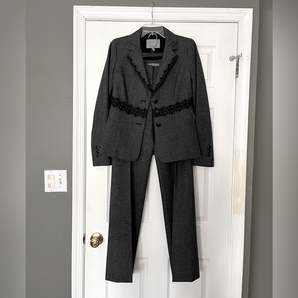 Elegant Classiques Entier Charcoal Gray Blazer and Pants Set